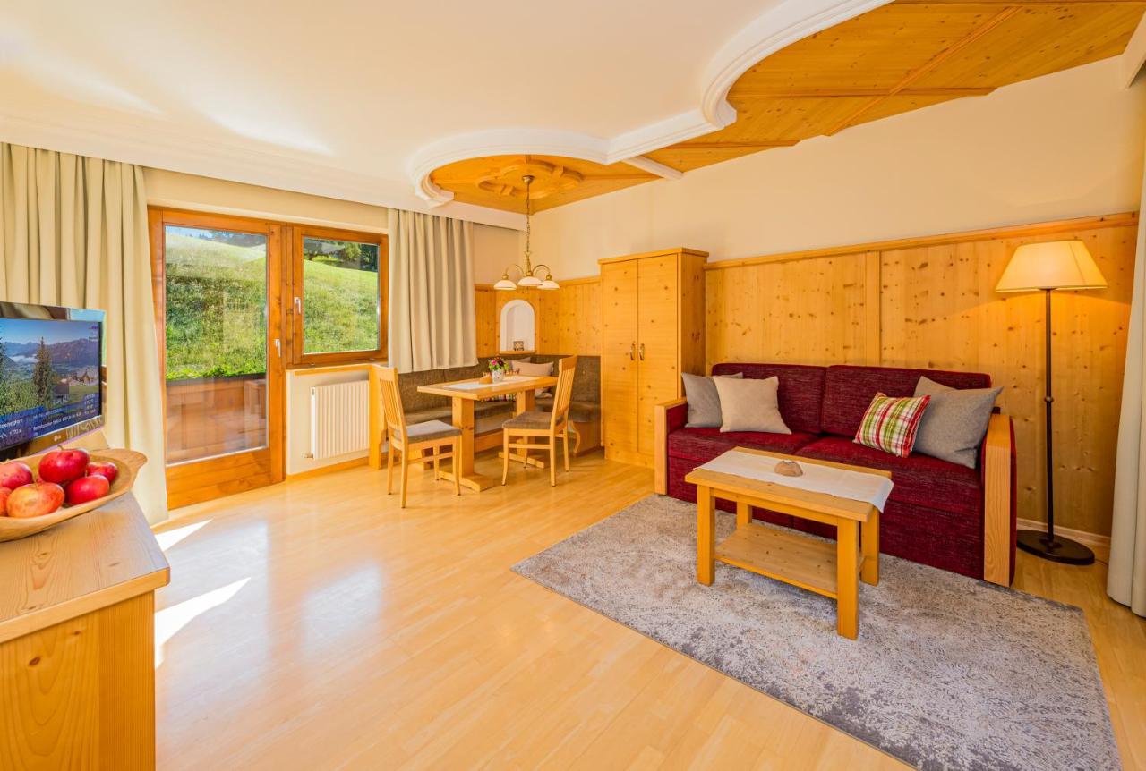 Apartments Tirolerhaus เคิสเซน ภายนอก รูปภาพ
