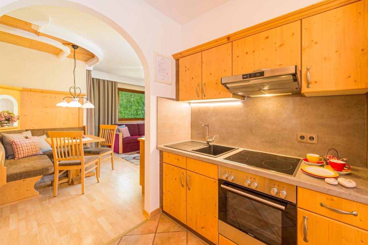 Apartments Tirolerhaus เคิสเซน ภายนอก รูปภาพ
