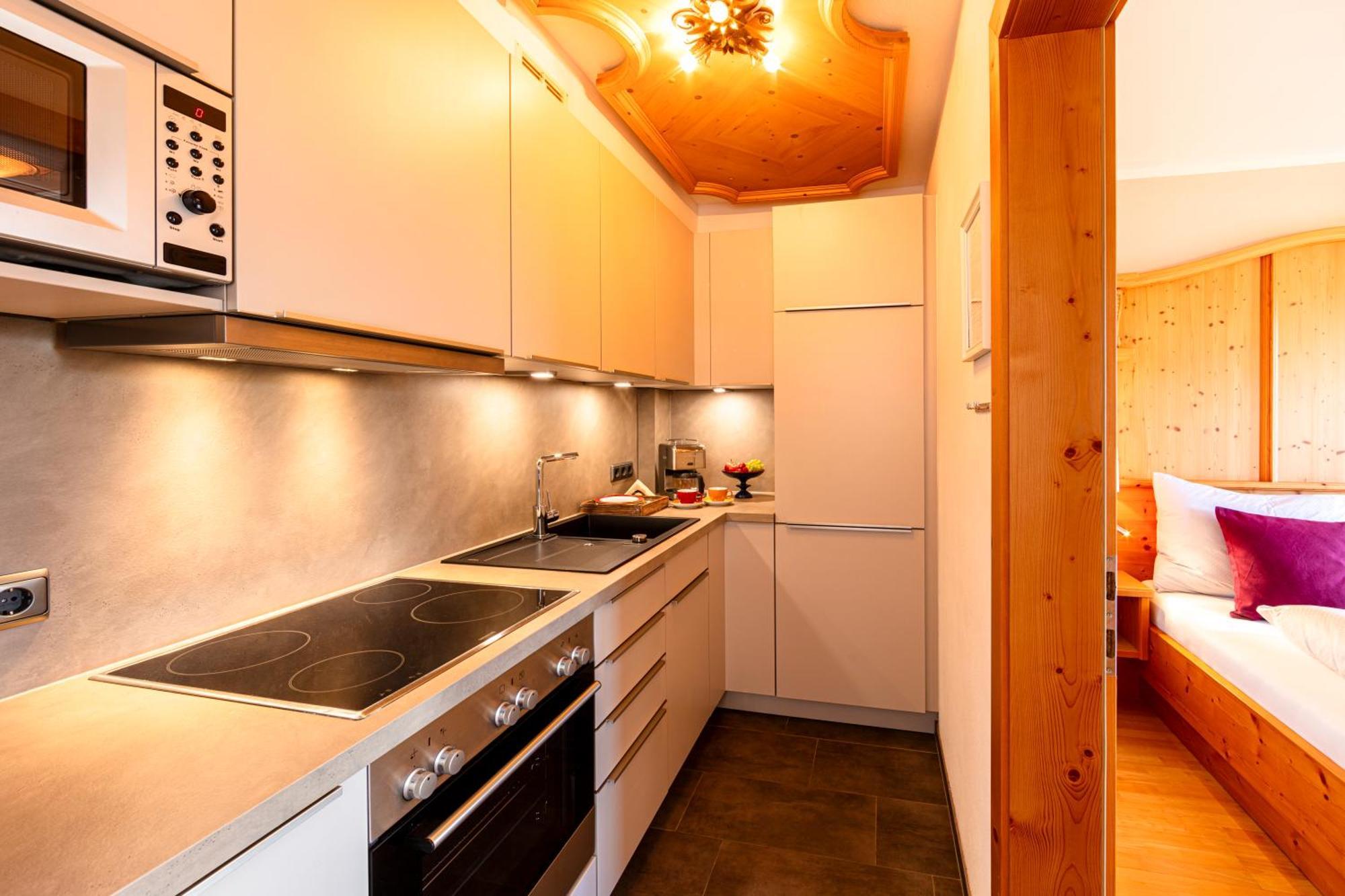 Apartments Tirolerhaus เคิสเซน ภายนอก รูปภาพ
